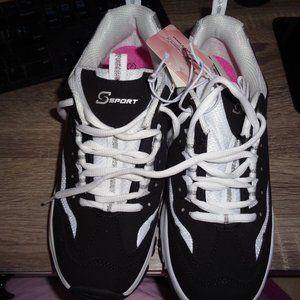 women's s sport by skechers gabie lace up training sneakers